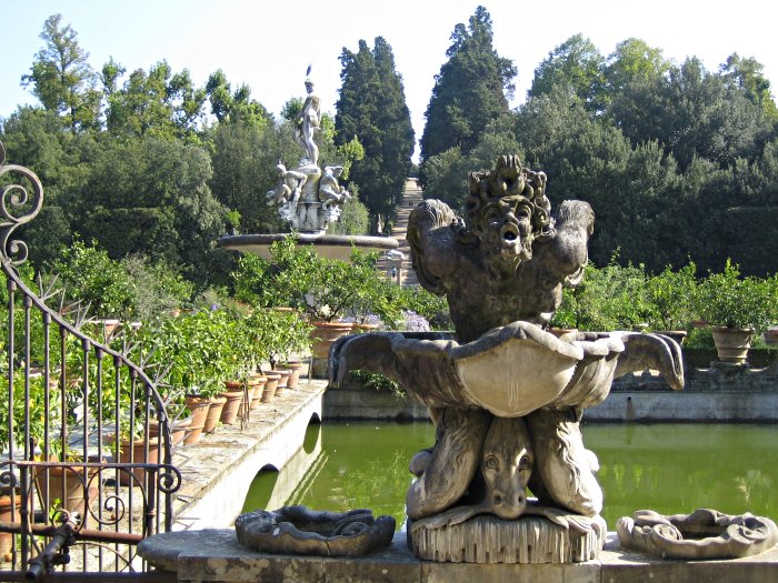 http://thbz.org/images/europe/florence/boboli1.jpg